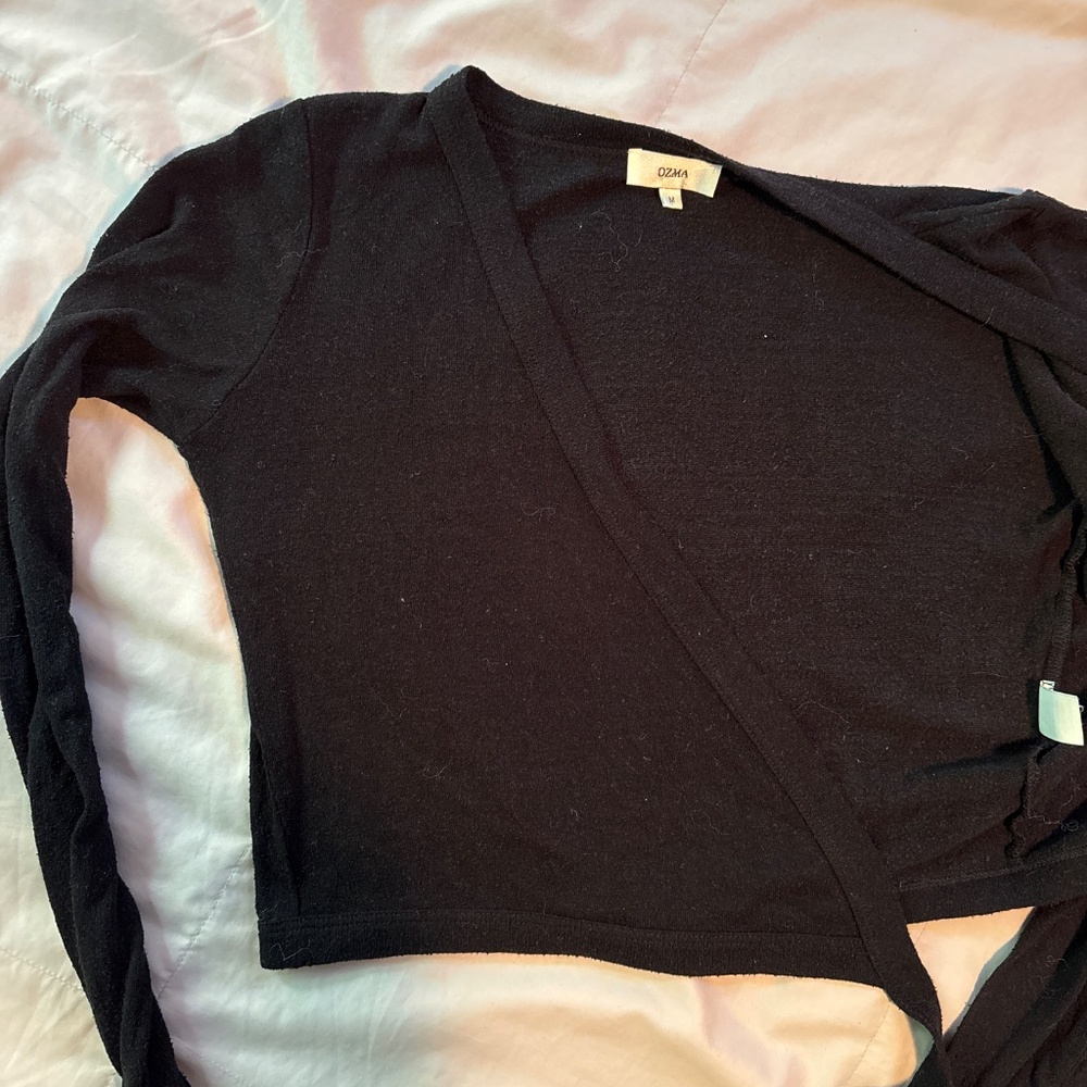 Ozma Dance Wrap Top FIRM - Picture 3 of 16